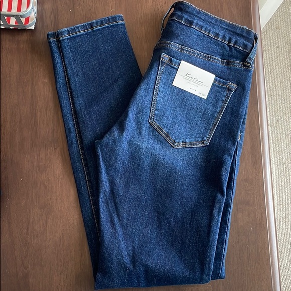 KanCan Blue Jeans Classic Medium-Wash Denim - Picture 1 of 4